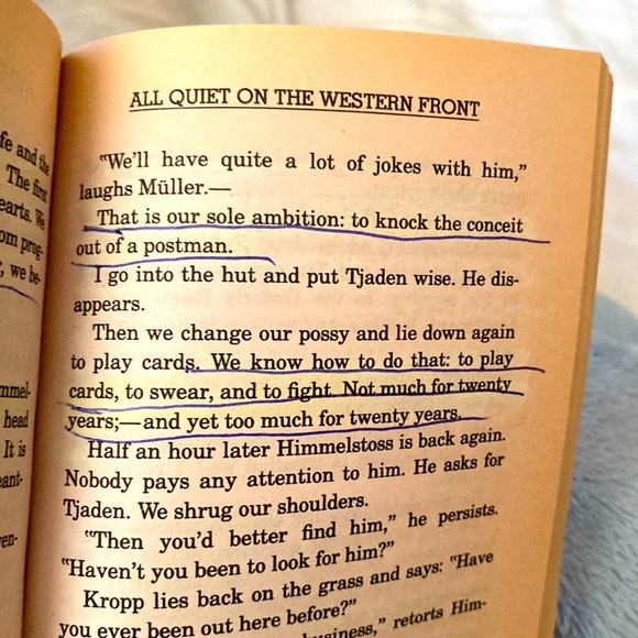 ALL QUIET ON THE WESTERN FRONT Erich Maria Remarque Vintage Paperback GUC - Picture 6 of 6